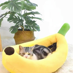 Removable and washable cartoon banana dog bed cat bed small dog four seasons available